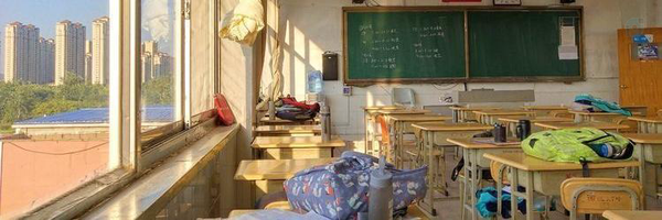 ‌کشمشی‌'s header picture