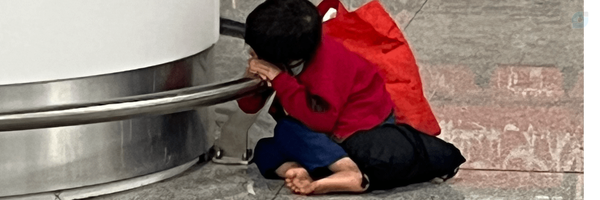 ‌آبی"‌'s header picture