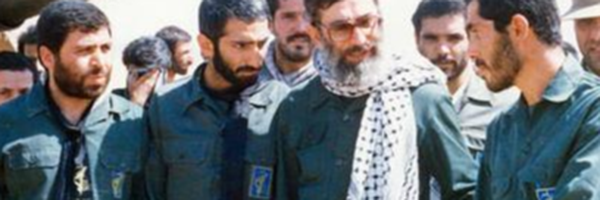 ‌دختری با کفش های کتانی‌'s header picture