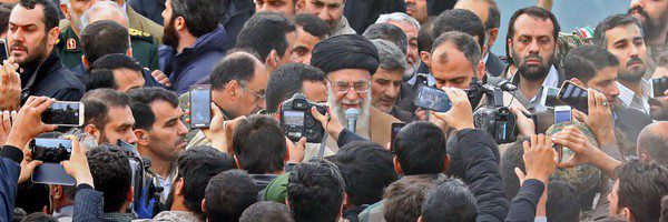 ‌علی کریمی پور‌'s header picture