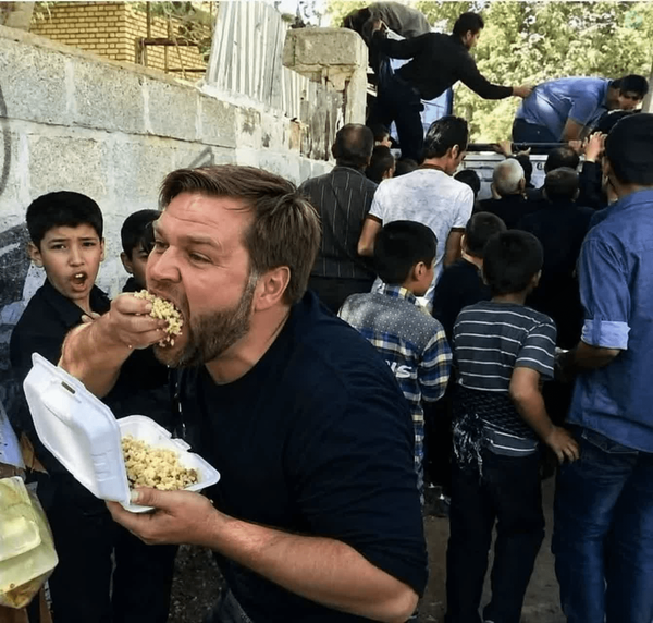 یک روز خیمه حسینیه را در کاخ سفید علم میکنیم😎