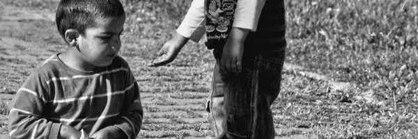 ‌انسان باش‌'s header picture