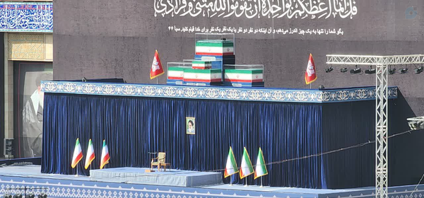 🇮🇷 مردمی که هوای امام زمان علیه السلام داشته باشند حضرت هوای آنها و رهبرشان را دارند.


💠 توصیه های آیت الله عباسی خراسانی دامت ب