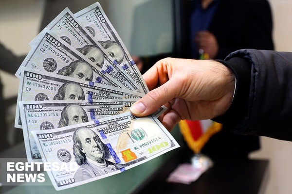 صادرات برای ورود دلاری انجام میشه که اقایون وخانمهای پولدار سهم خودشون رو بگیرن وبرن ولگردی پس سهم ما کو.