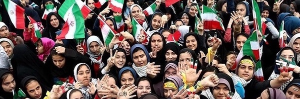 ‌زینب یغمور‌'s header picture