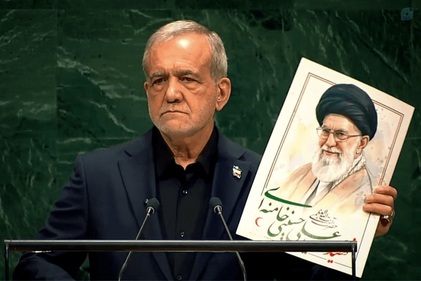 به نمایندگی از فرزندان سلحشور جنوب ایران عزیز،
از شما ممنونیم آقای رئیس جمهور