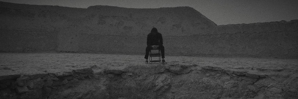 ‌آقایِ چِ‌'s header picture