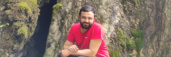 ‌سرباز انقلاب‌'s header picture