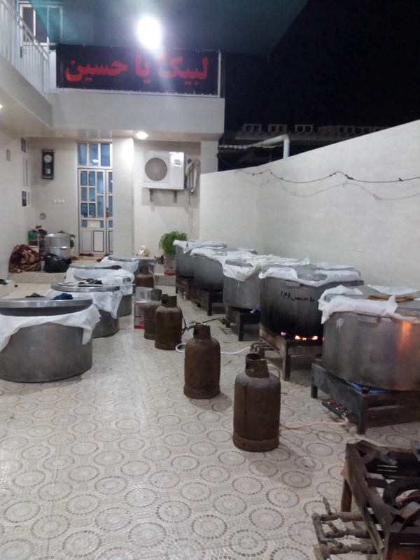 سلام بزرگواران دعا گوی شماهستم درشب اربعین اهل البیت (ع)