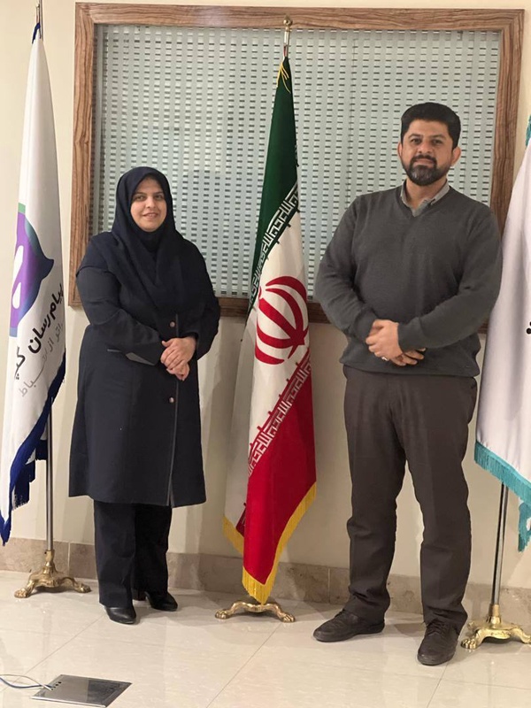 رزق ما آیدبه پای میهمان از خوان غیب
میزبان ماست هر کس می‌ شودمهمان ما
درنیافتم امشب مامهمان ویراستی بودیم یاویراستی  مهمان مابود