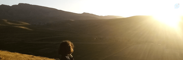 ‌عابر بی سایه‌'s header picture