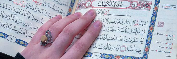 ‌【زهرا】‌'s header picture