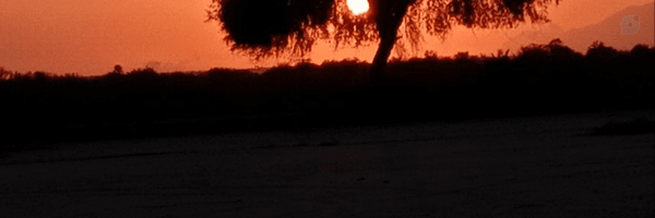 ‌خانوم اِچ!‌'s header picture