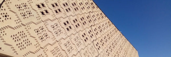 ‌امین مهدوی پور‌'s header picture