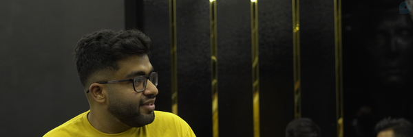 ‌Yousef Raeisi‌'s header picture