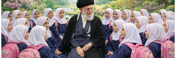 ‌خانم لواسانی‌'s header picture