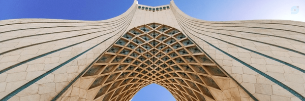 ‌صادِقَم‌'s header picture