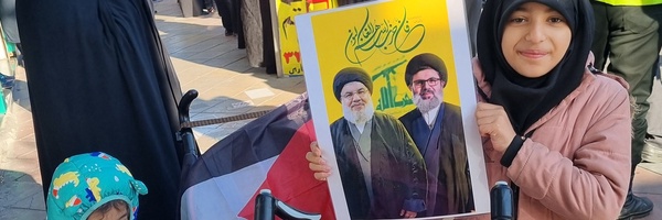 ‌زینب شریفی‌'s header picture